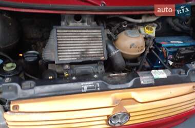 Мінівен Volkswagen Transporter 2000 в 