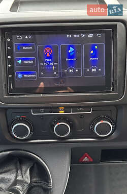 Мінівен Volkswagen Transporter 2012 в 