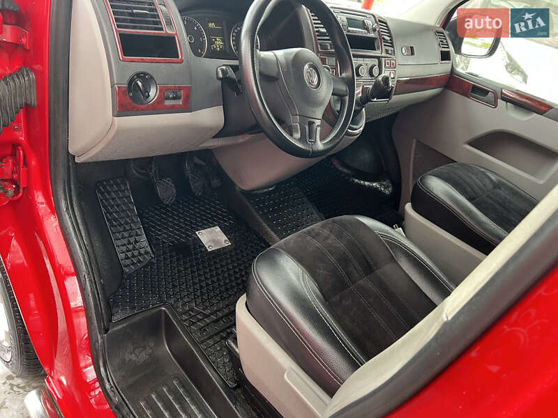 Минивэн Volkswagen Transporter 2012 в Виннице