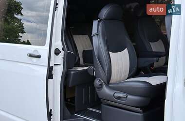 Минивэн Volkswagen Transporter 2016 в 