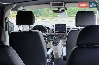 Минивэн Volkswagen Transporter 2016 в 