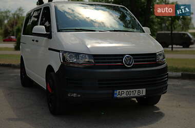 Минивэн Volkswagen Transporter 2016 в 