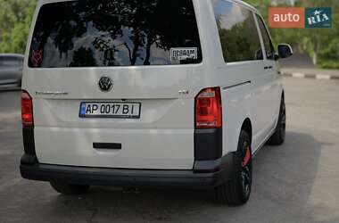 Минивэн Volkswagen Transporter 2016 в 