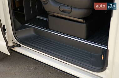 Минивэн Volkswagen Transporter 2016 в 