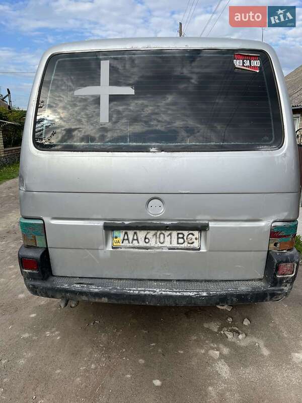 Мінівен Volkswagen Transporter 2001 в Козятині