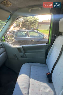 Минивэн Volkswagen Transporter 2001 в 