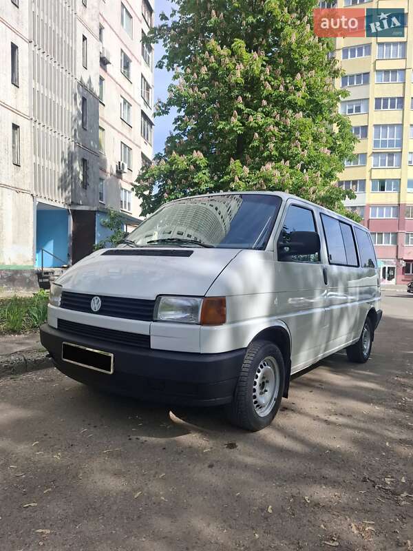 Минивэн Volkswagen Transporter 1993 в 