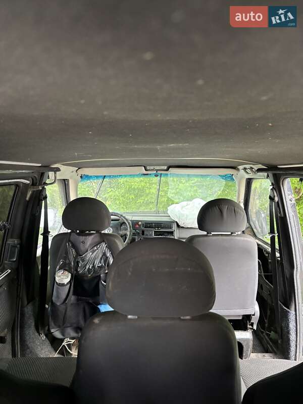 Минивэн Volkswagen Transporter 2000 в Киеве