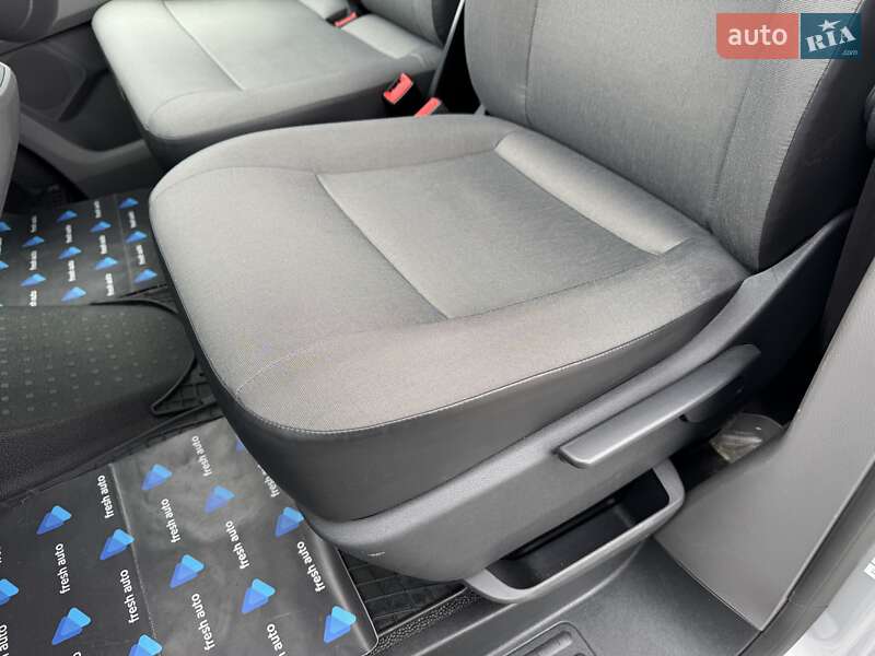 Грузовой фургон Volkswagen Transporter 2020 в Ровно