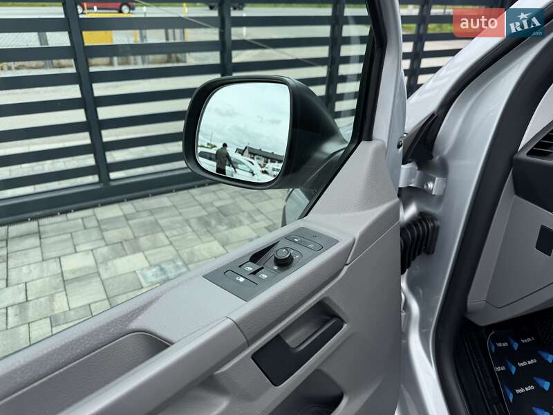Грузовой фургон Volkswagen Transporter 2020 в Ровно