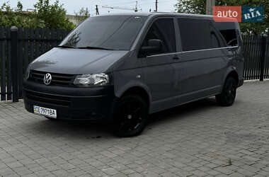 Мінівен Volkswagen Transporter 2013 в 