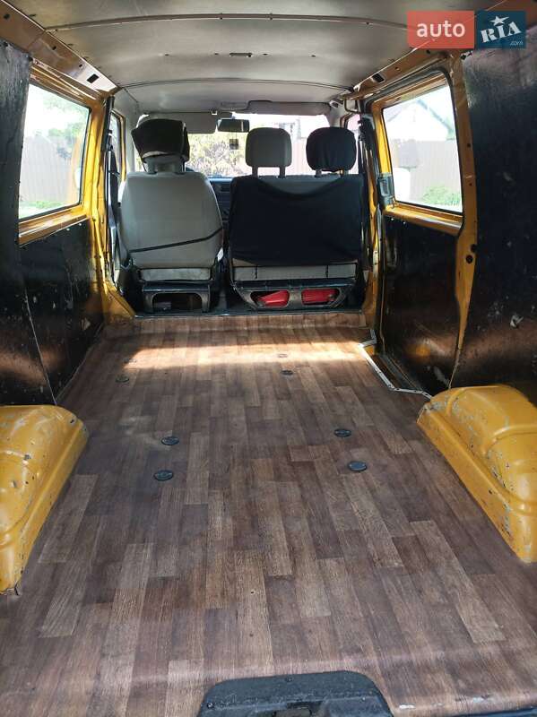Минивэн Volkswagen Transporter 1997 в Шептицькому