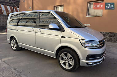 Минивэн Volkswagen Transporter 2016 в 