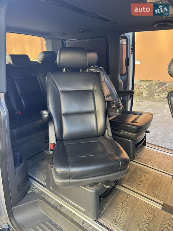 Минивэн Volkswagen Transporter 2016 в Киеве