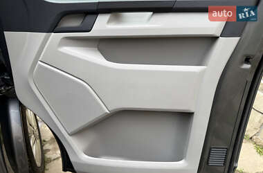 Грузовой фургон Volkswagen Transporter 2019 в 