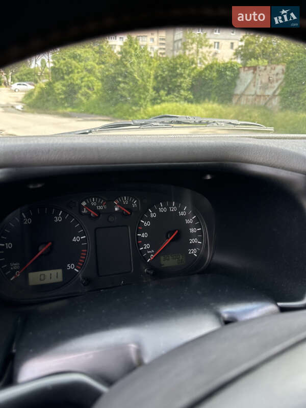 Мінівен Volkswagen Transporter 2002 в Запоріжжі