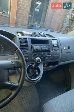 Грузовой фургон Volkswagen Transporter 2006 в 