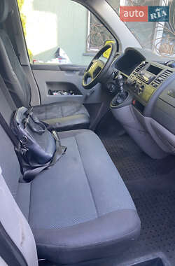 Грузовой фургон Volkswagen Transporter 2006 в 