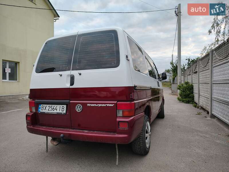 Минивэн Volkswagen Transporter 1997 в Остроге