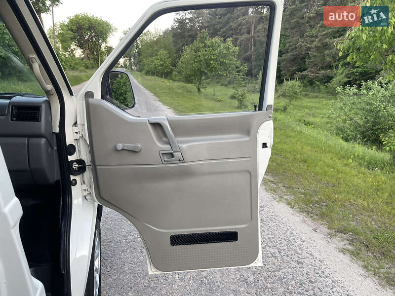 Минивэн Volkswagen Transporter 1999 в Радивилове