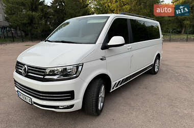 Мінівен Volkswagen Transporter 2017 в 