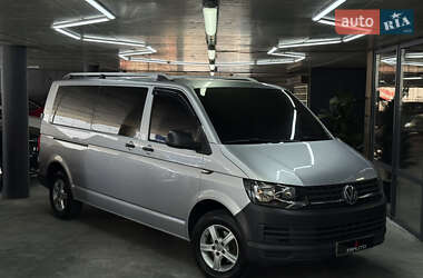 Вантажний фургон Volkswagen Transporter 2015 в Одесі