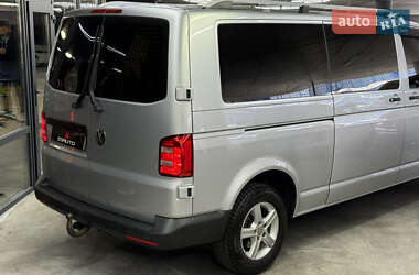 Грузовой фургон Volkswagen Transporter 2015 в 