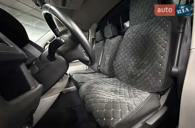 Грузовой фургон Volkswagen Transporter 2015 в 