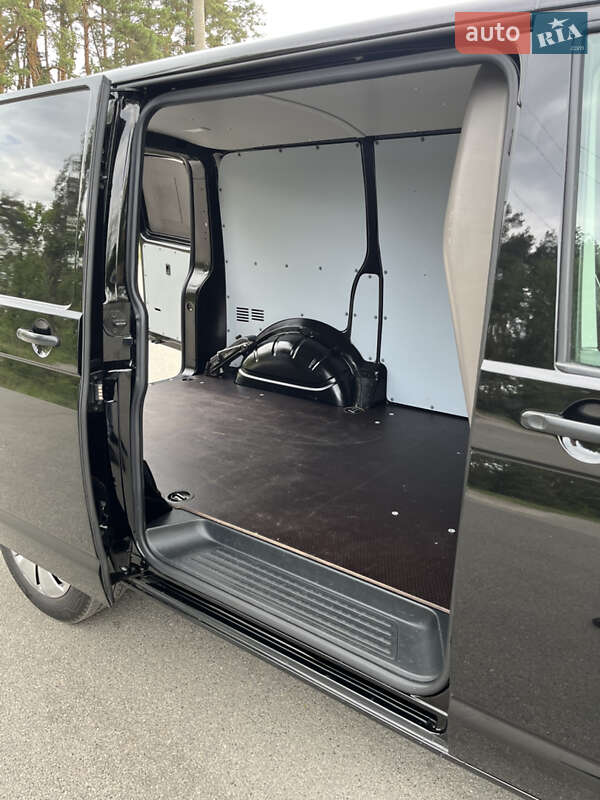 Грузовой фургон Volkswagen Transporter 2021 в Киеве