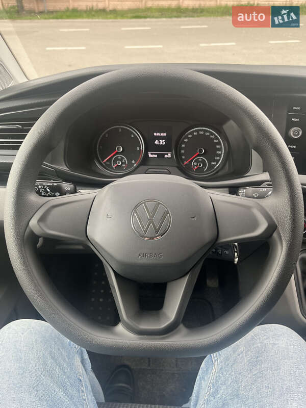 Грузовой фургон Volkswagen Transporter 2021 в Киеве