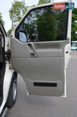 Минивэн Volkswagen Transporter 2003 в 