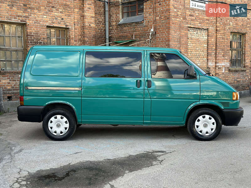 Мінівен Volkswagen Transporter 1996 в Житомирі