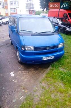 Минивэн Volkswagen Transporter 1997 в Вараше