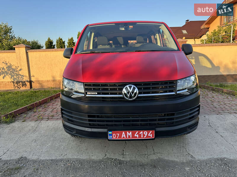 Минивэн Volkswagen Transporter 2016 в Ужгороде