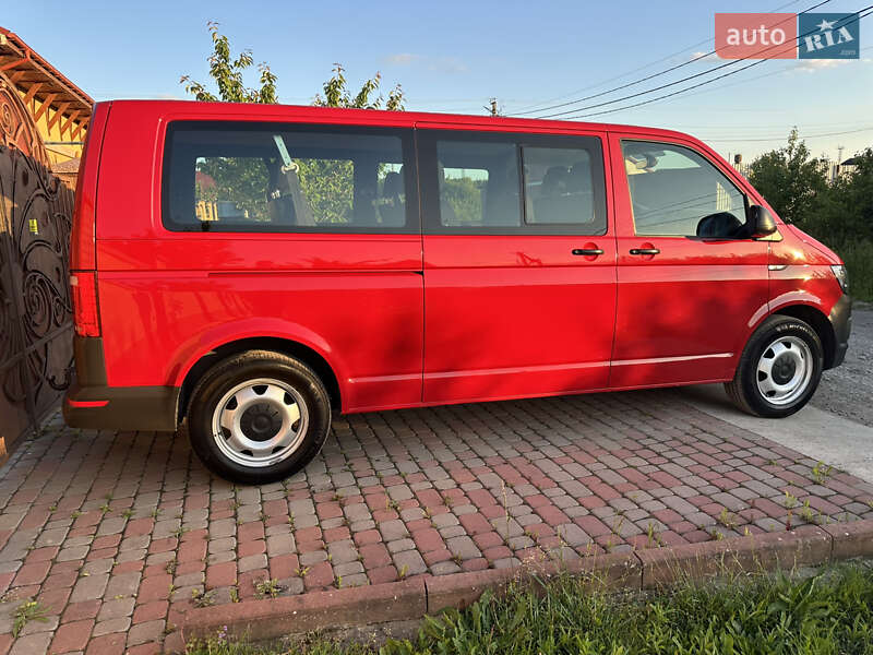 Минивэн Volkswagen Transporter 2016 в Ужгороде
