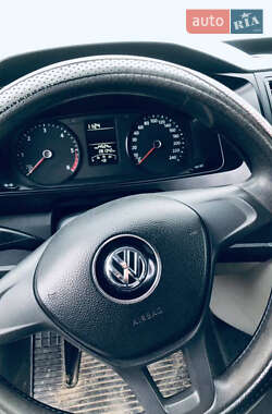 Минивэн Volkswagen Transporter 2015 в 