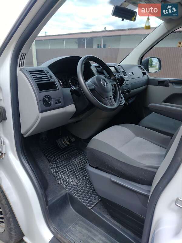 Минивэн Volkswagen Transporter 2014 в Ковеле