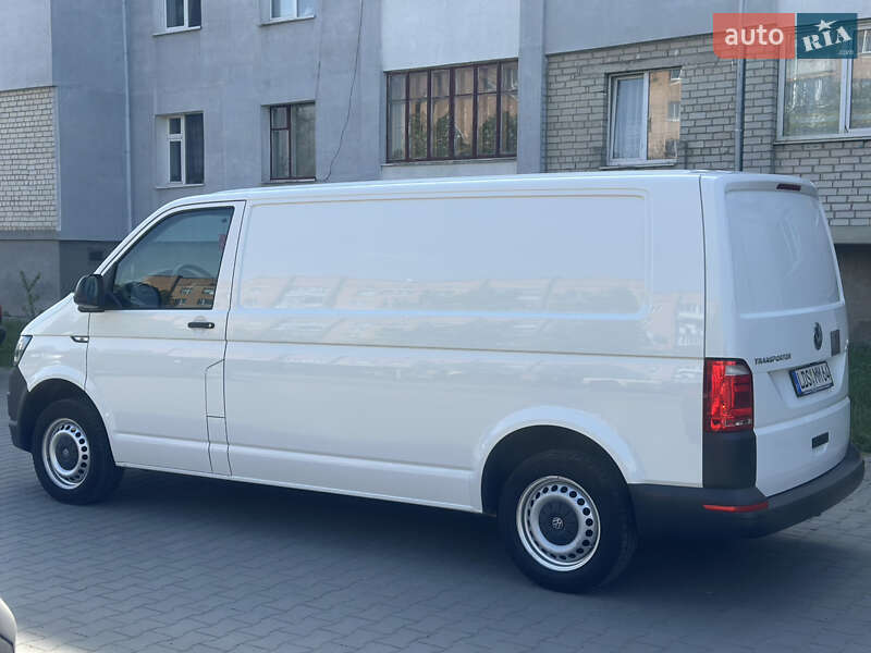 Вантажний фургон Volkswagen Transporter 2018 в Дубні