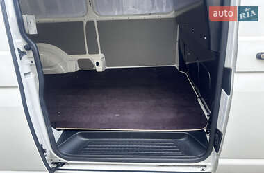Вантажний фургон Volkswagen Transporter 2018 в 