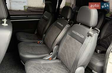 Минивэн Volkswagen Transporter 2014 в 