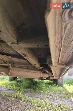 Мінівен Volkswagen Transporter 2000 в 