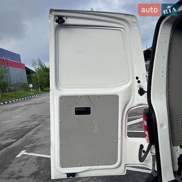 Вантажний фургон Volkswagen Transporter 2018 в Києві