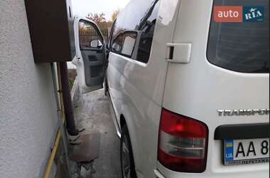 Минивэн Volkswagen Transporter 2010 в 