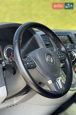 Грузовой фургон Volkswagen Transporter 2015 в 