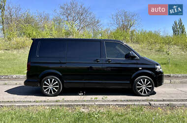 Грузовой фургон Volkswagen Transporter 2015 в 