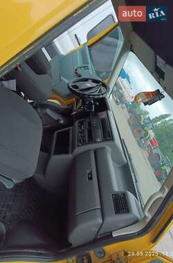 Минивэн Volkswagen Transporter 2003 в 