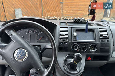 Мінівен Volkswagen Transporter 2004 в 