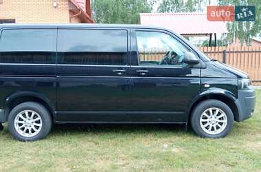 Минивэн Volkswagen Transporter 2011 в 