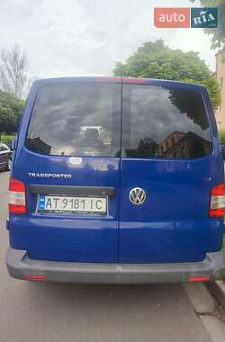 Грузовой фургон Volkswagen Transporter 2010 в 