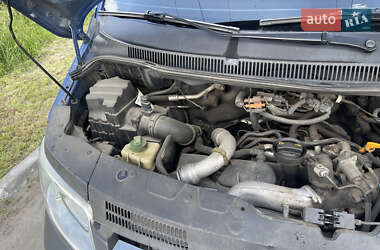 Минивэн Volkswagen Transporter 2006 в 